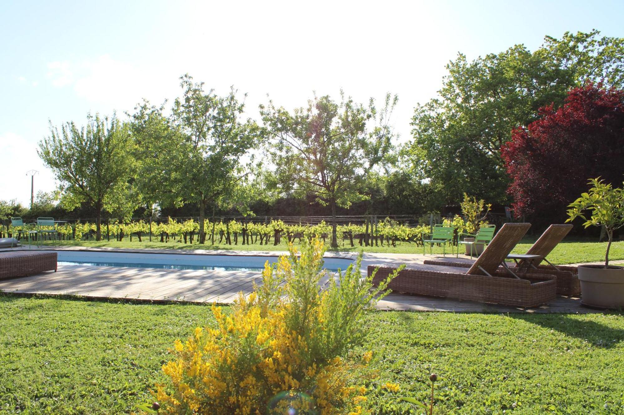 Bed and Breakfast La Vigneraie De Laura Sainte-Colombe  Zewnętrze zdjęcie